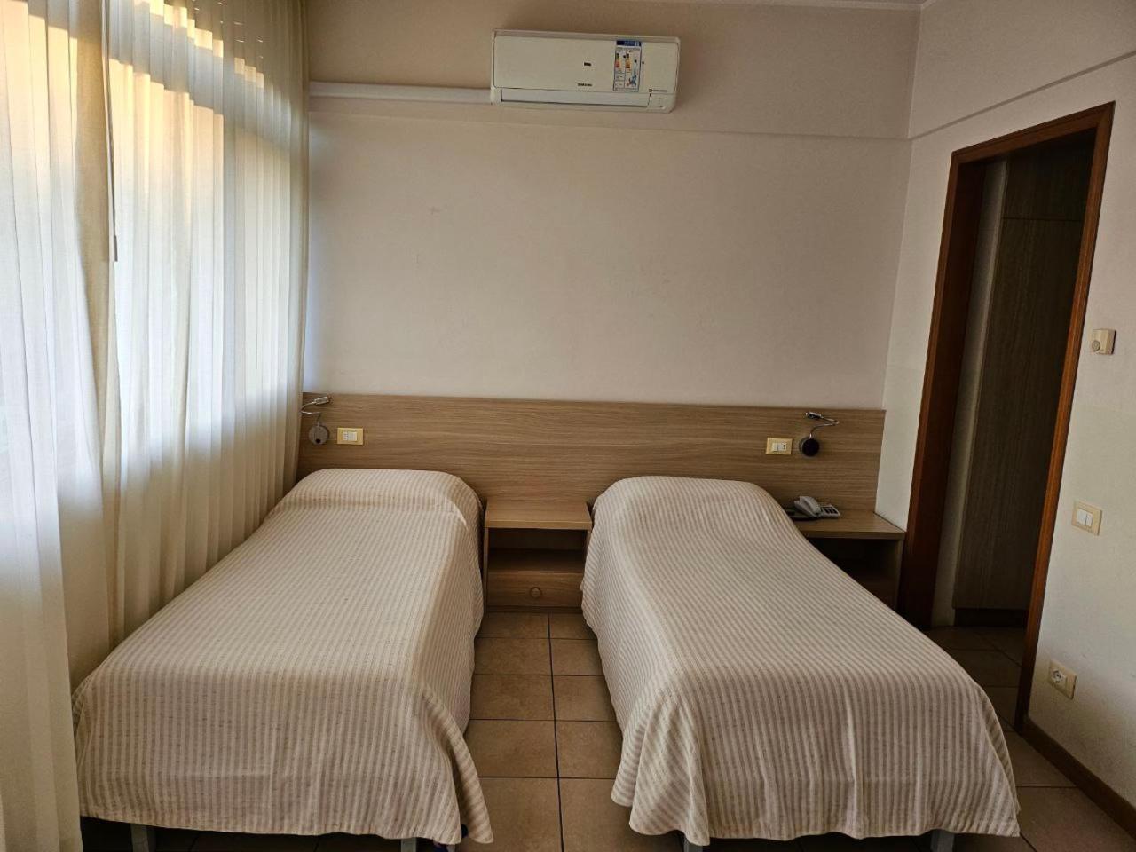 Albergo Nyers Περούτζια Εξωτερικό φωτογραφία