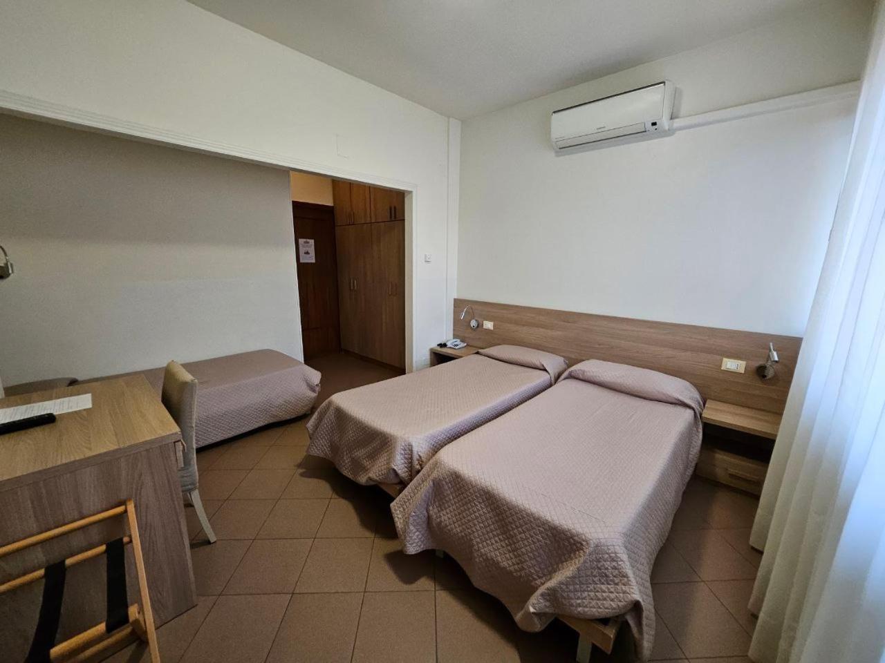 Albergo Nyers Περούτζια Εξωτερικό φωτογραφία