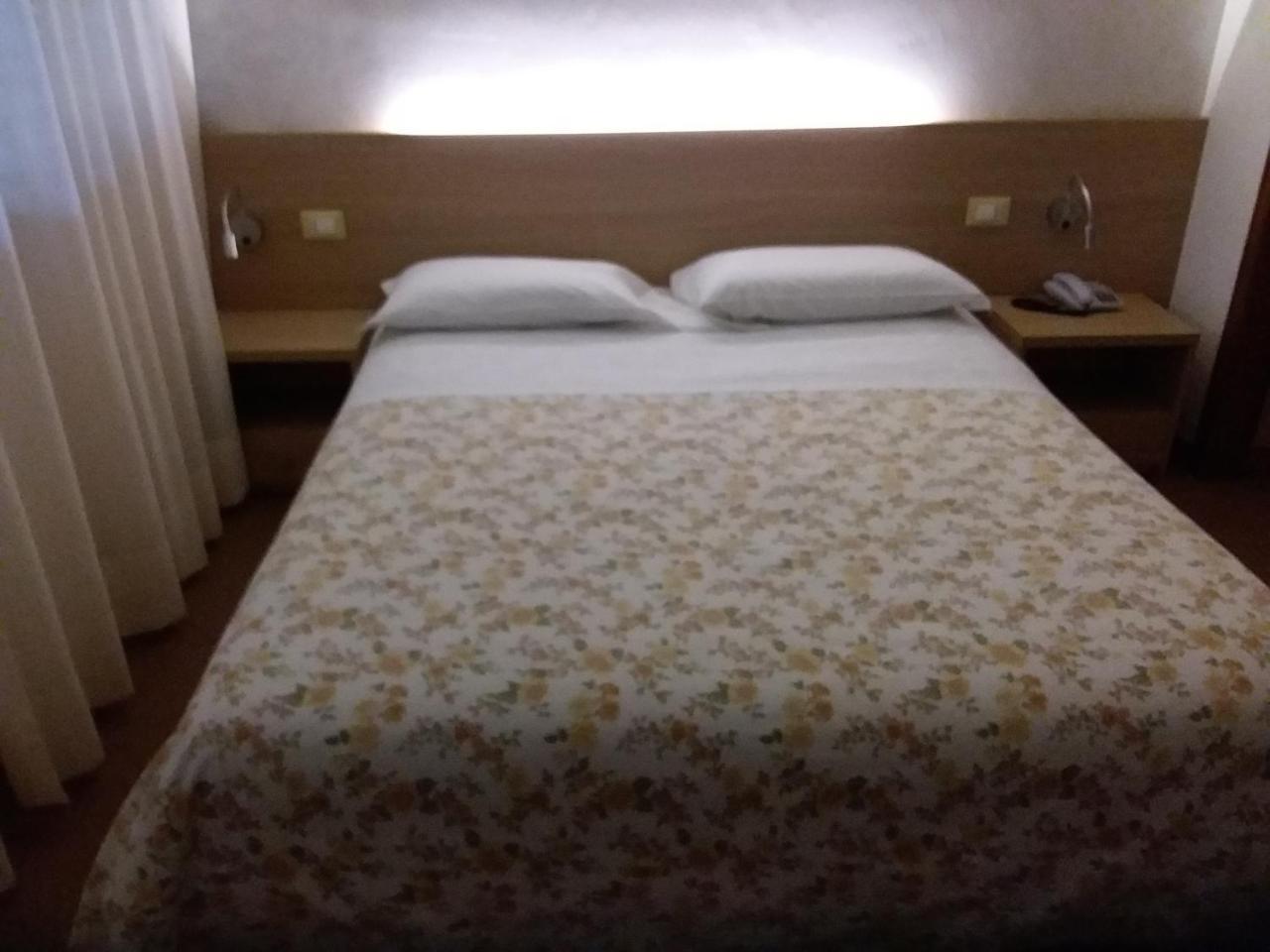 Albergo Nyers Περούτζια Εξωτερικό φωτογραφία