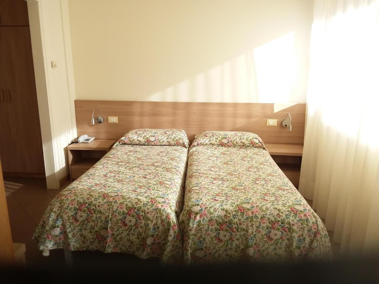 Albergo Nyers Περούτζια Εξωτερικό φωτογραφία