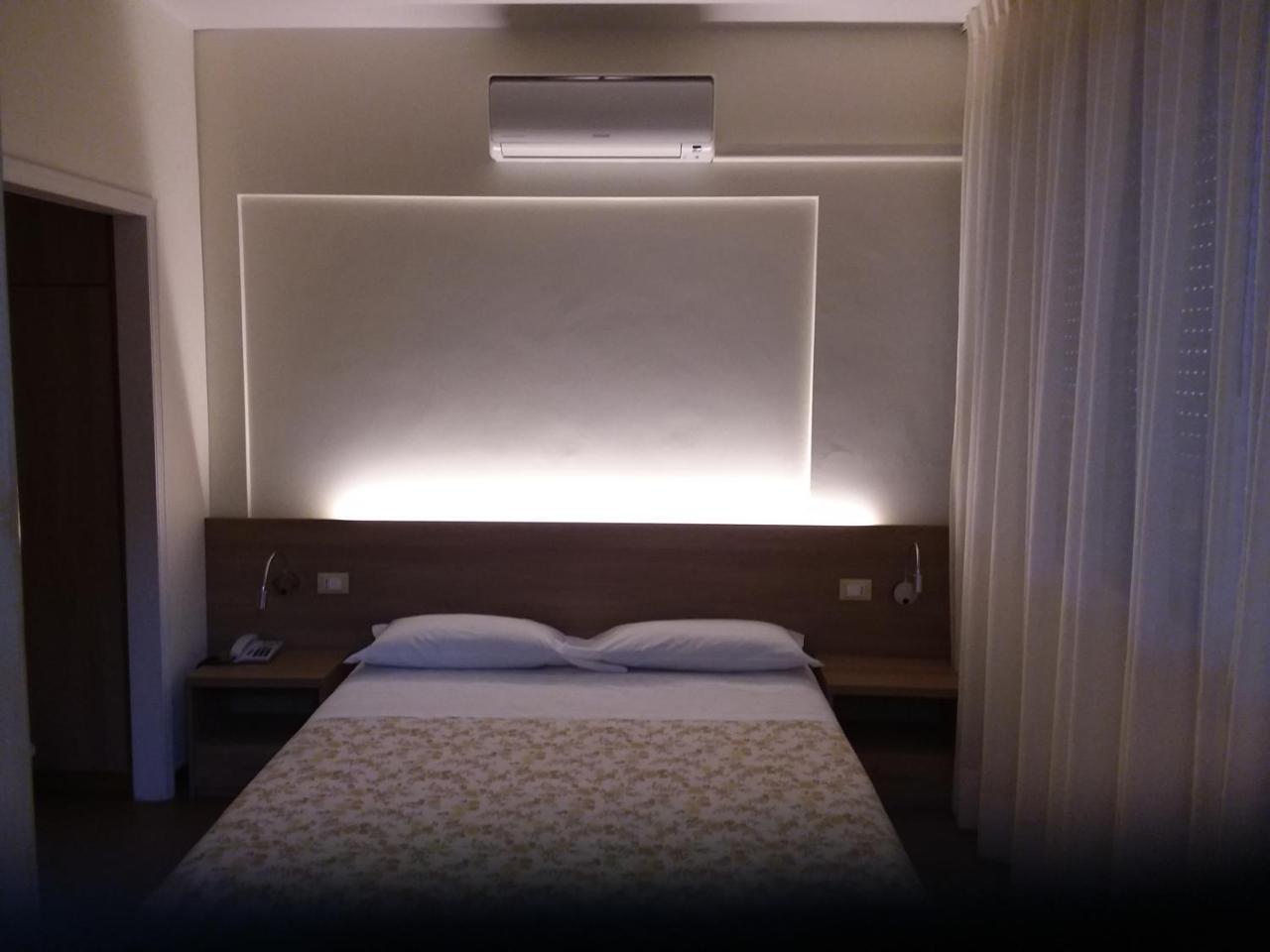 Albergo Nyers Περούτζια Εξωτερικό φωτογραφία
