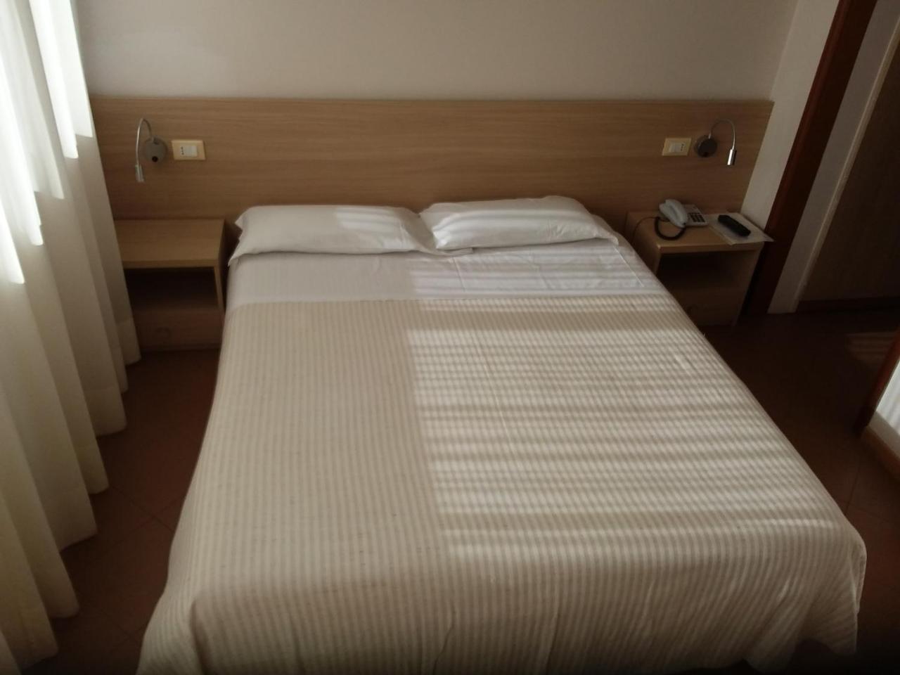 Albergo Nyers Περούτζια Εξωτερικό φωτογραφία