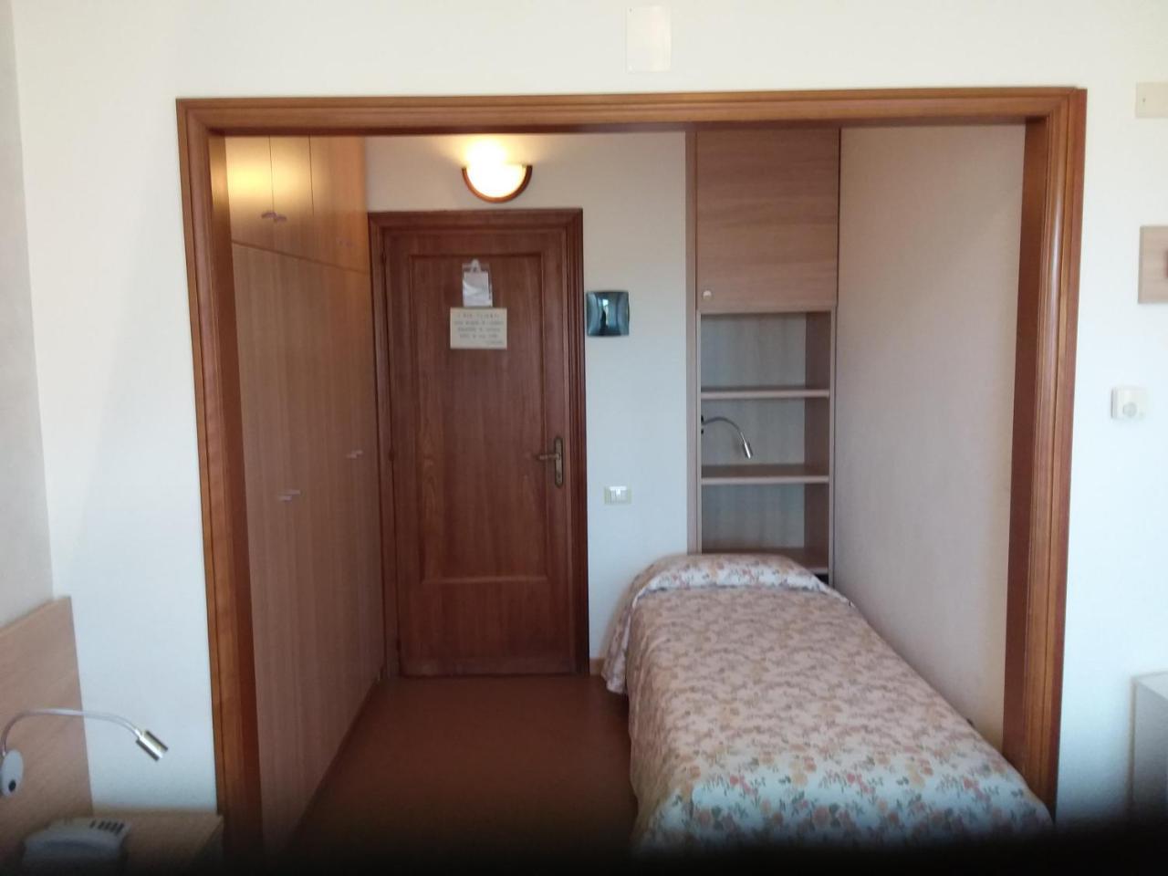 Albergo Nyers Περούτζια Εξωτερικό φωτογραφία