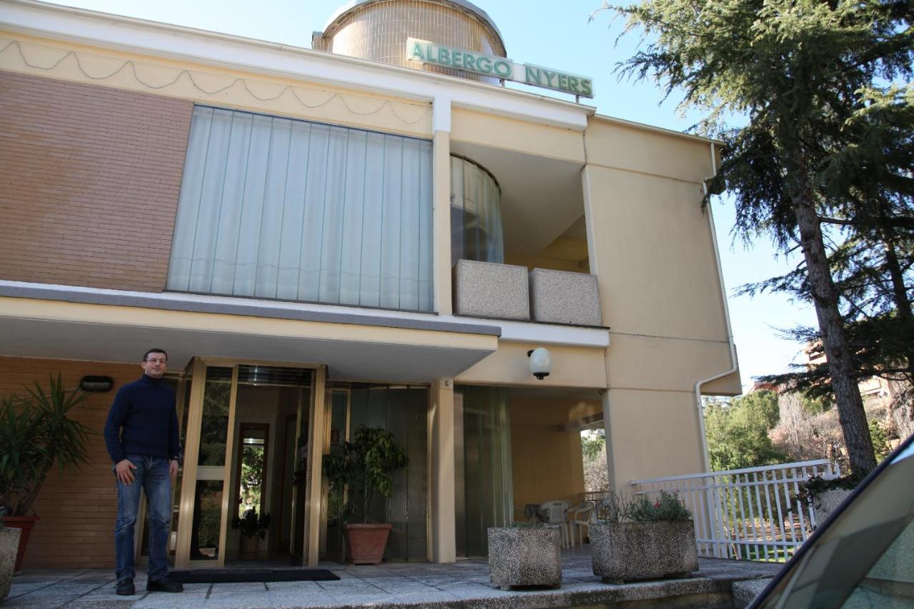 Albergo Nyers Περούτζια Δωμάτιο φωτογραφία